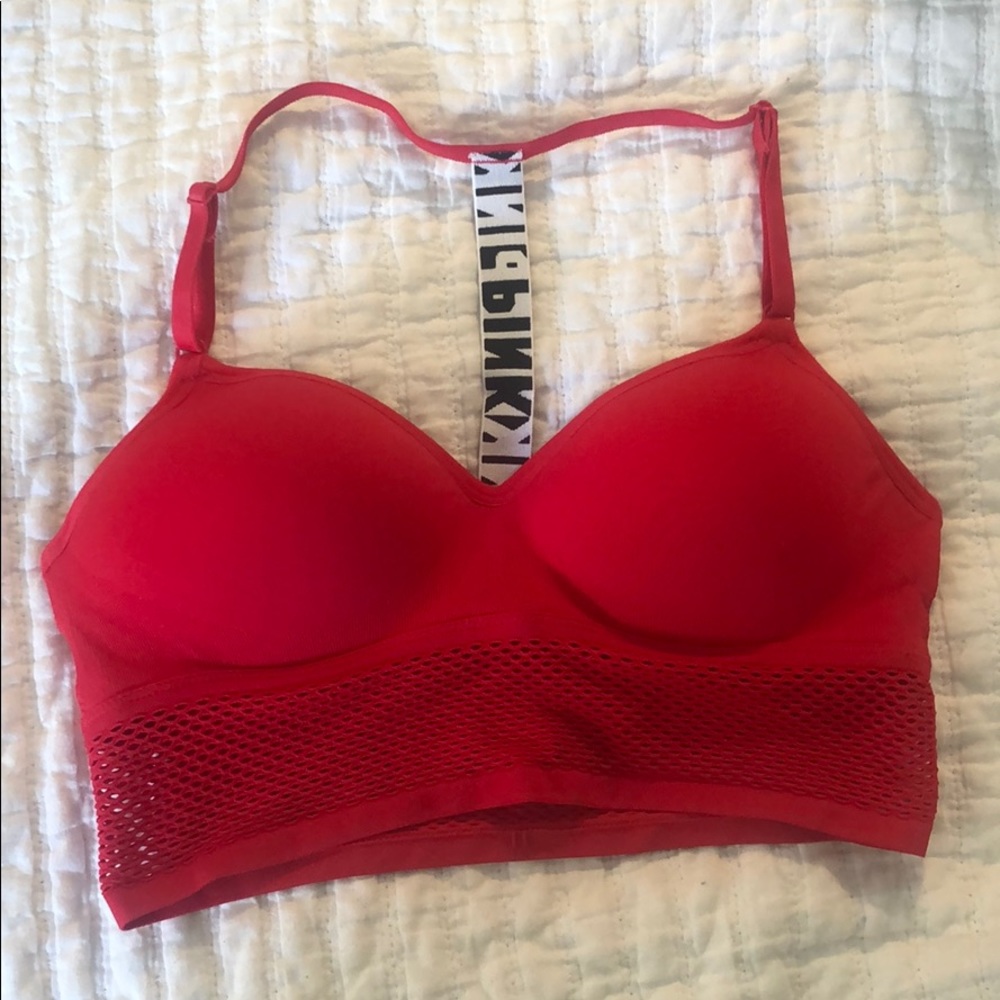 Red Victoria Secret (Pink) Wirelesd Spot Bra